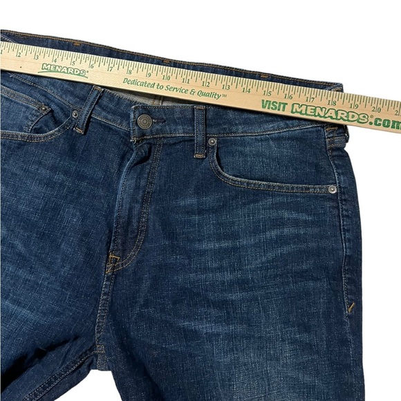 Express Classic Straight Stretch Jeans - Picture 5 of 7